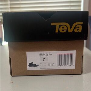 Teva Women's size 7 Hurricane XLT2 Sandals - Sleek Black NIB